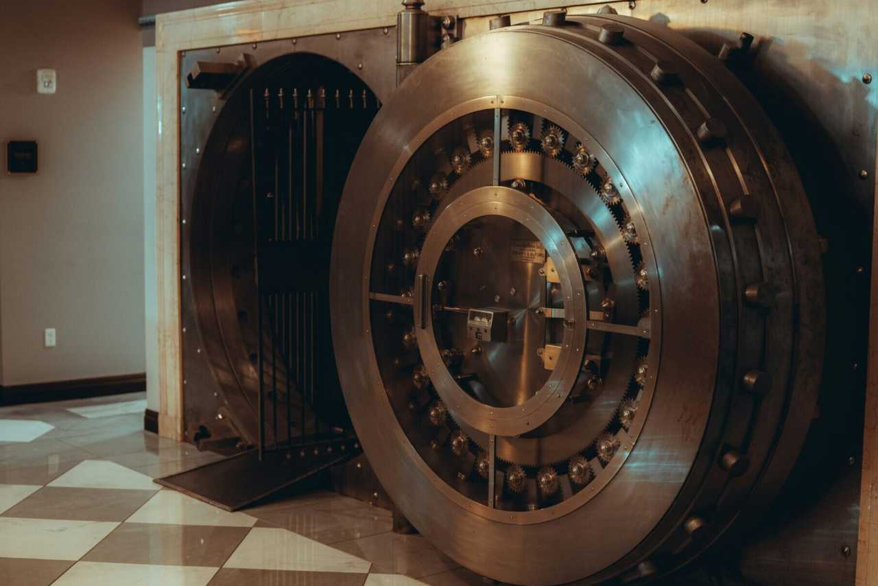 FlexVault vault